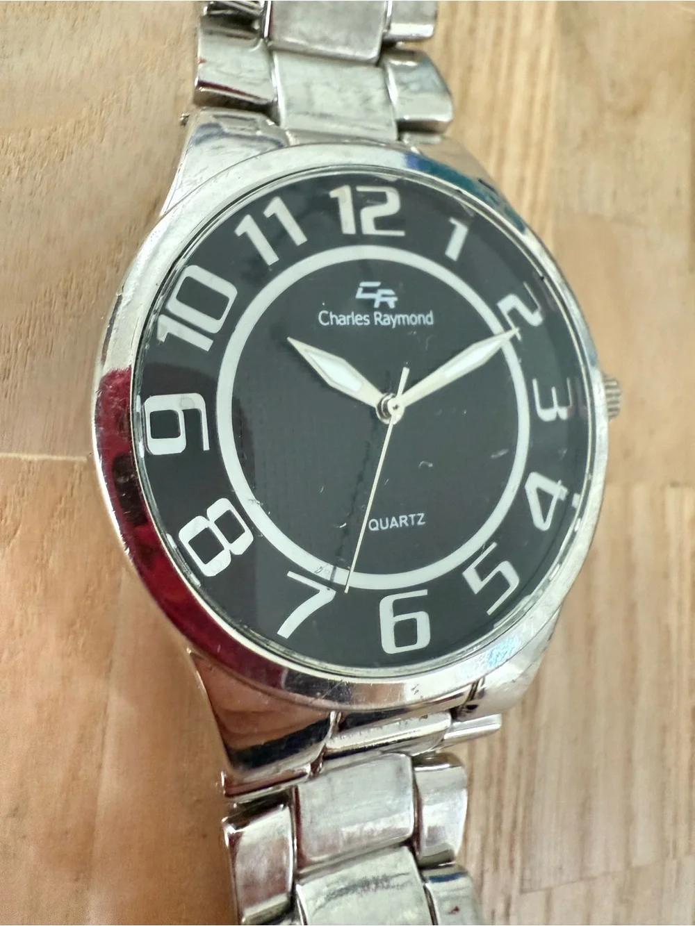 Charles Raymond mens black dial silver tone watch NEW BATTERY